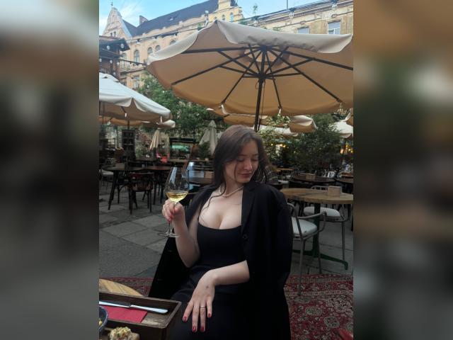 Welcome to cammodel profile for LuneSia
