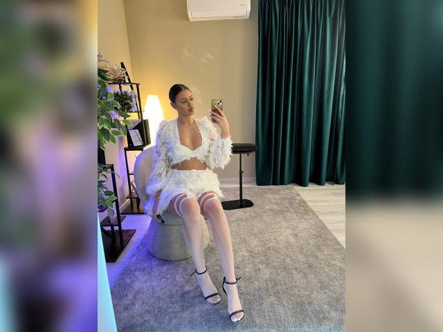 Why not cam2cam with AmberSolange: Lingerie & stockings