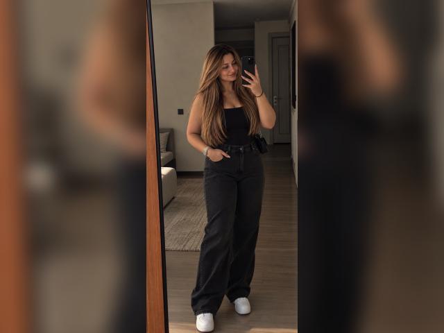 Welcome to cammodel profile for SilentMoon