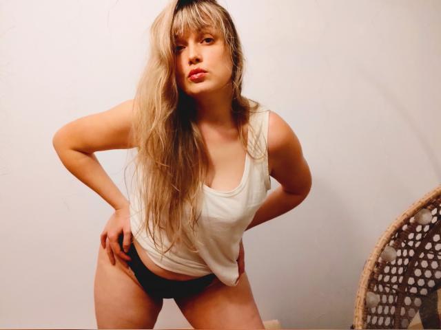 Visit KellyGentleTouc profile