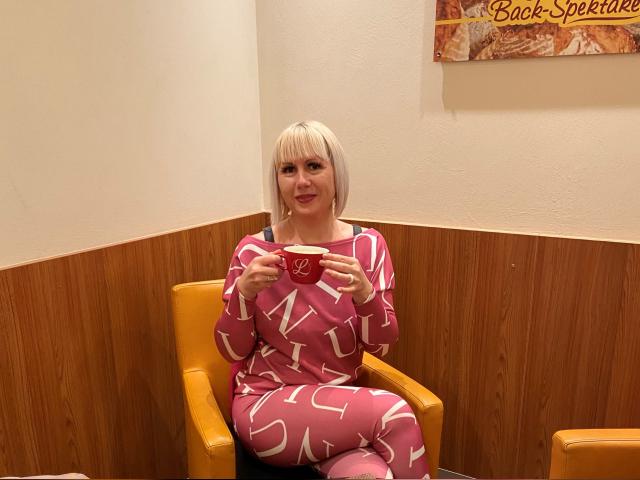 Visit SweetBerry035 profile