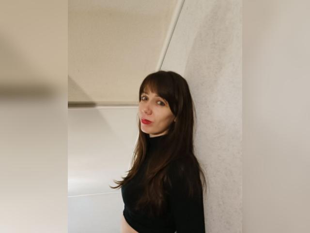 Visit Karlierri profile