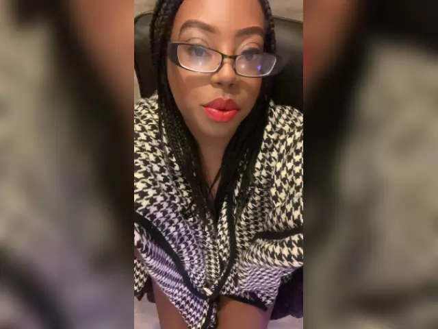 Visit mercedessxxx profile