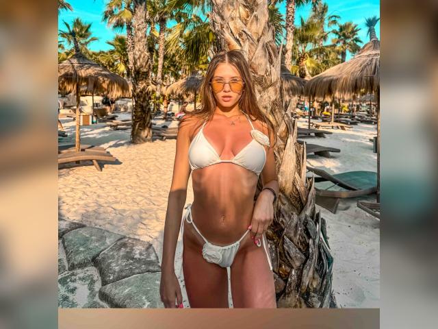 Visit 1SexyFlexy1 profile
