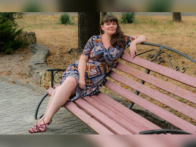 Visit QueenOFTheHeart profile