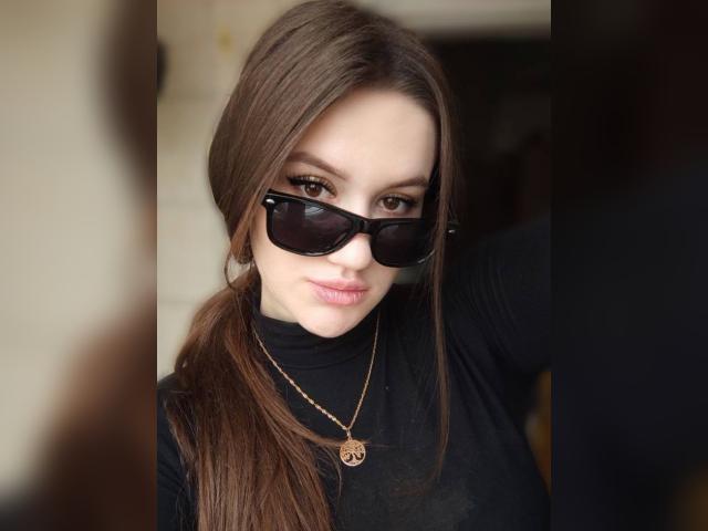 Visit CuteRiii profile