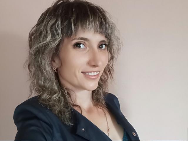 Visit Honey0Bunny3000 profile