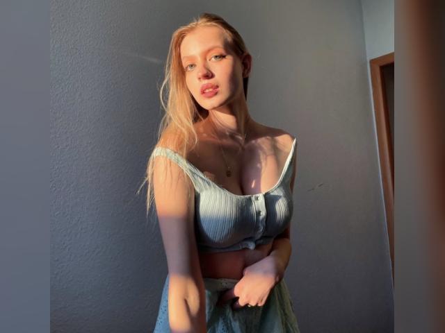 Visit AphroditeWOW profile
