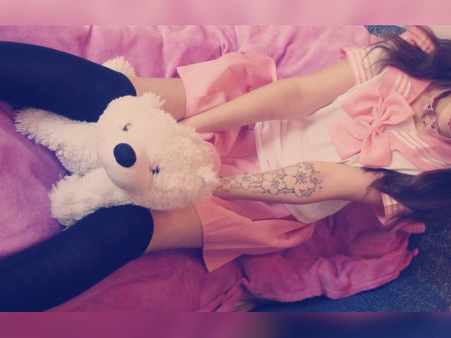 Visit Alicesuccuba profile