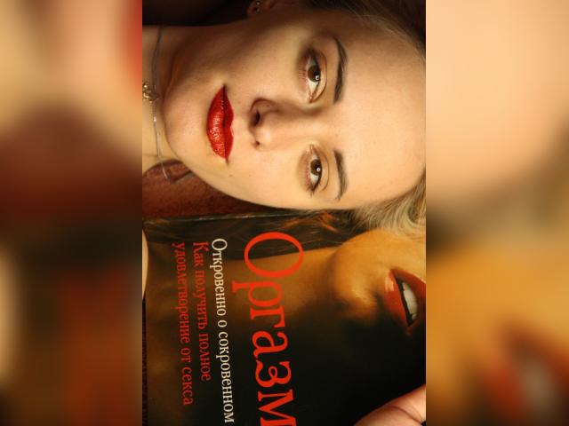 Visit lollyjull profile