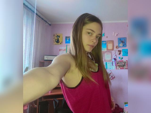 Visit HappyEmily444 profile