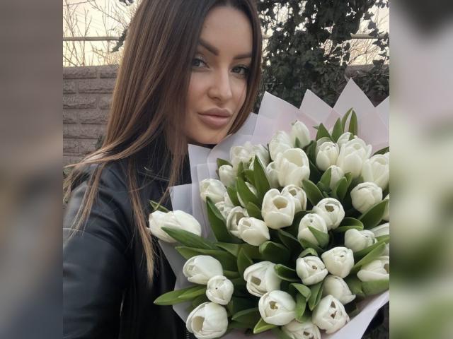 Visit MoonForYouu profile