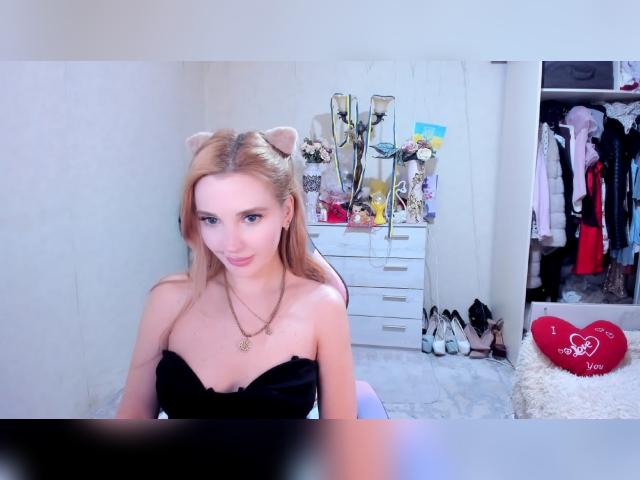 Visit BlondieLisa profile