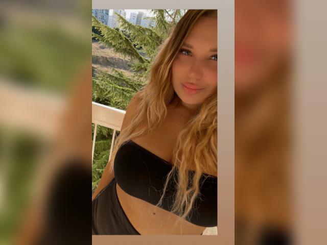Visit XxxYourGoddessx profile