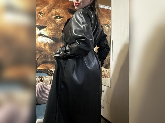 Visit XNoLimitsDomina profile