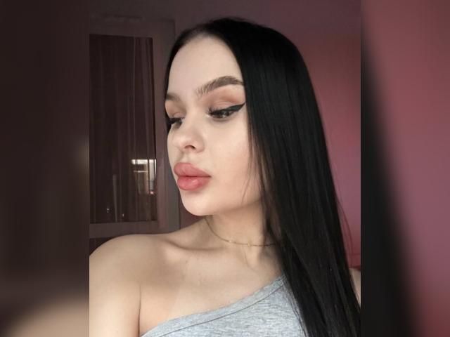 Visit SunnyLina profile