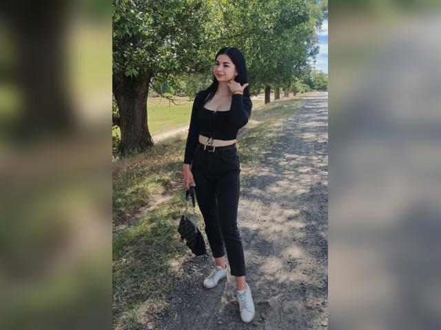 Visit Carolina21 profile