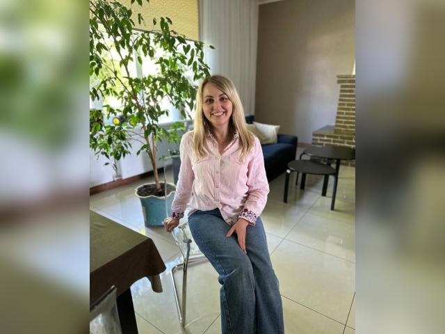 Visit WomanVi profile