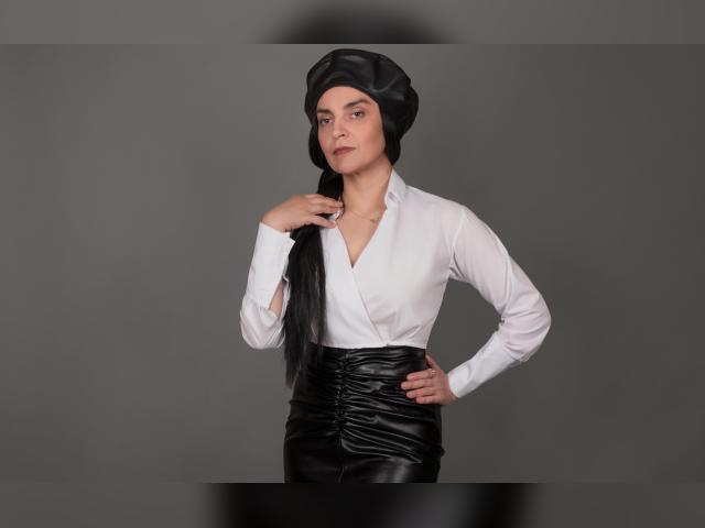 Visit Xrystal profile