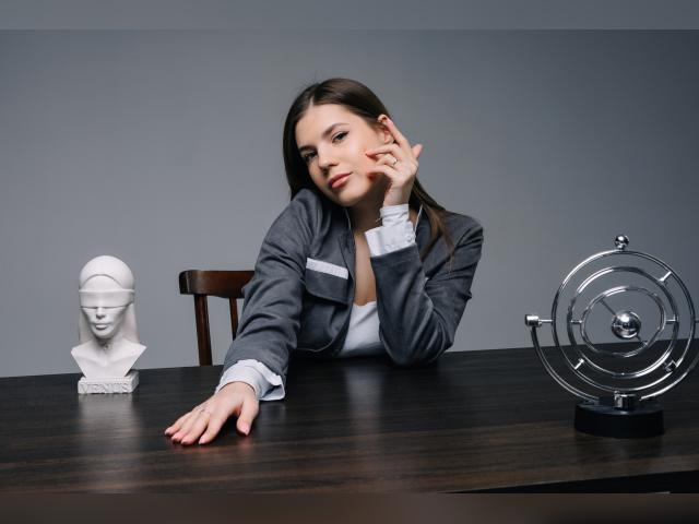 Visit BelleLovely profile