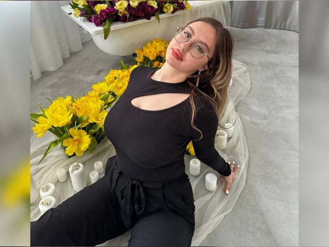 Visit Kat6hy profile