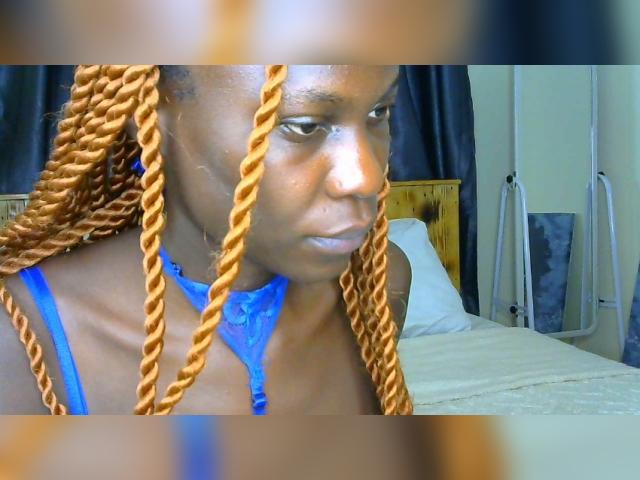 Visit honeymissy profile