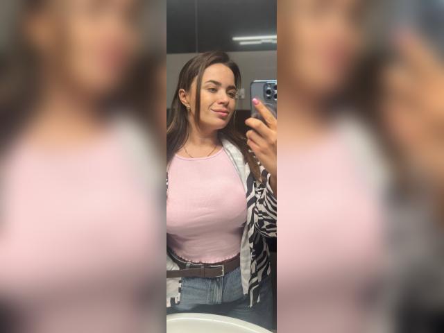 Visit KittyLuna profile