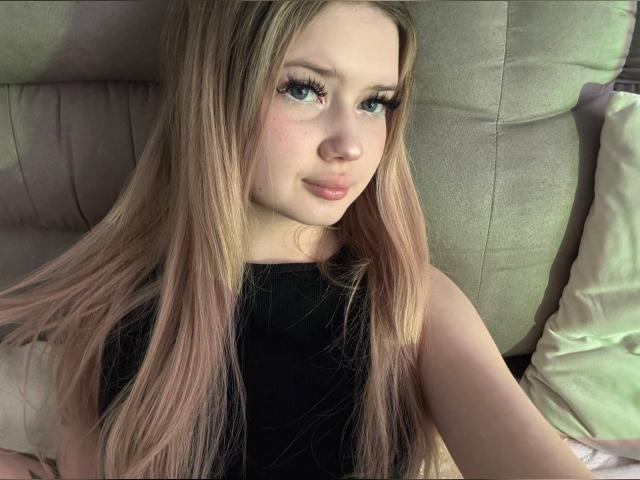 Visit 1Chrissy profile