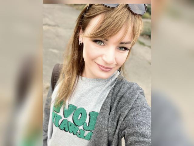Visit MissFoxxx1 profile