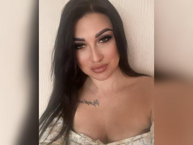 Visit DiamondMadam profile