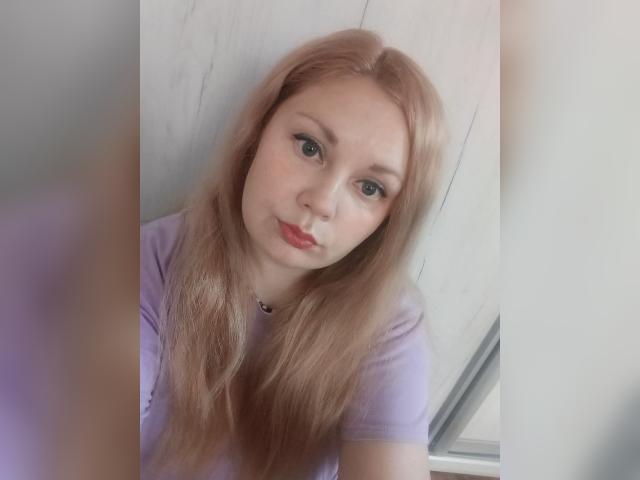 Visit SweetFeverKiss profile