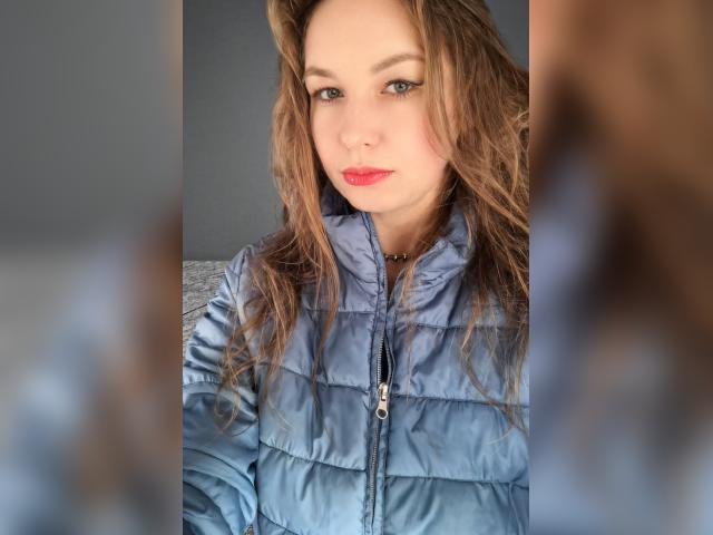 Visit AshleySwon7581 profile