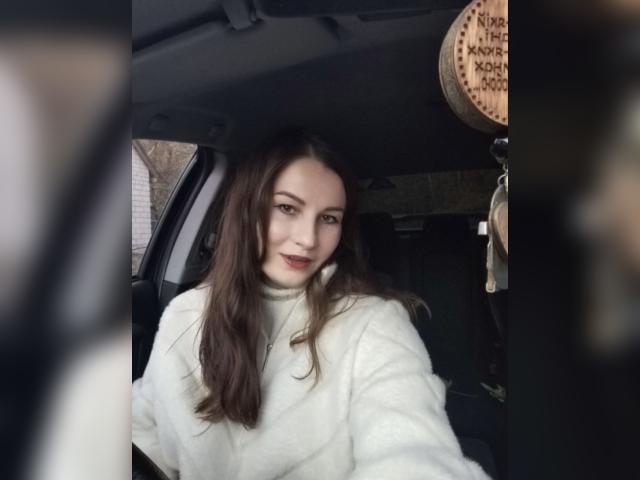 Visit SweetLolaa1 profile