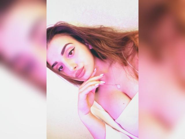 Visit HoneyMira profile