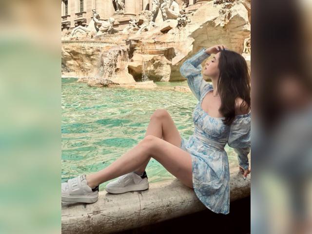 Visit JuliaVoll profile