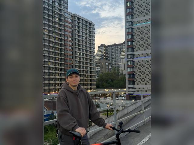 Visit Esweetyworker profile