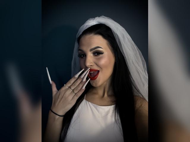 Visit LeaNoire profile