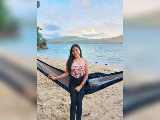 Visit HelloLangie21 profile