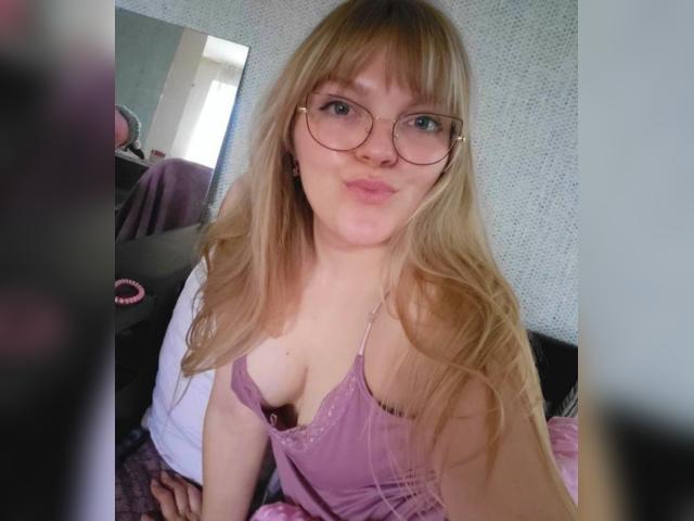 Visit RinaFlame profile