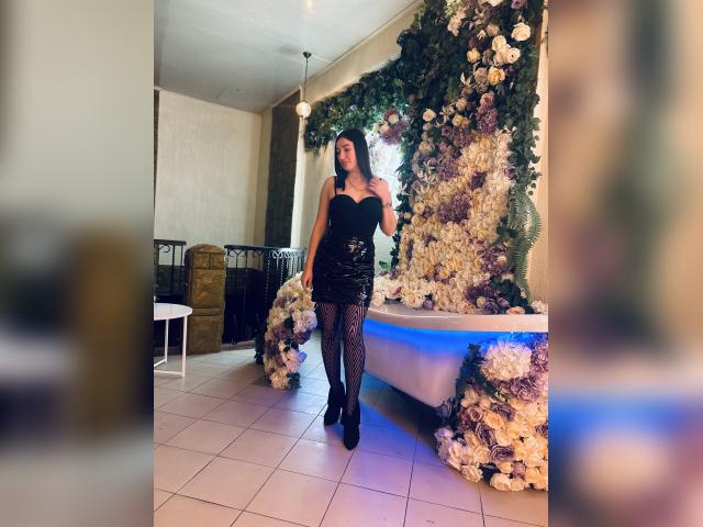 Visit Rozali profile