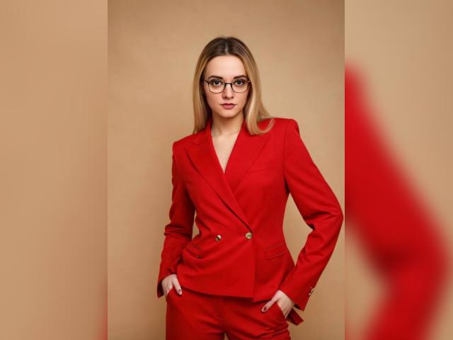 Visit lollyjull profile