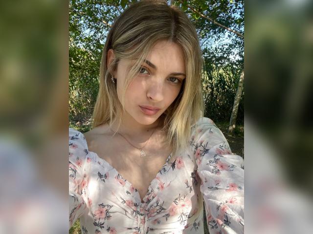 Visit Evaloveyou2 profile