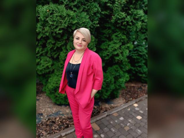 Visit SecretLola profile