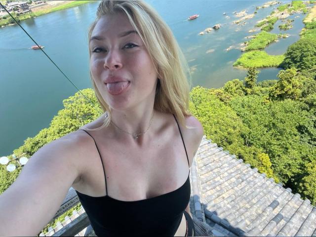 Visit SweetNaughty profile