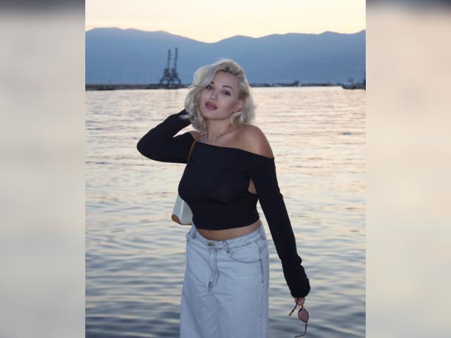 Visit LadyyShine profile