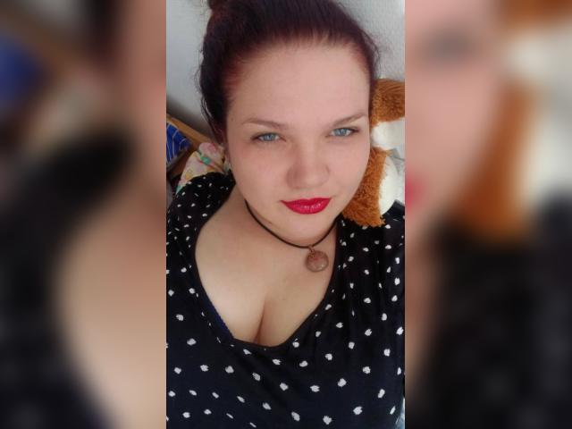 Visit KristinaSi profile