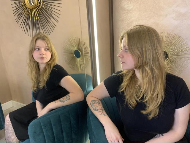 Visit MellaE20 profile