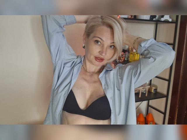 Visit TinaMilstar profile