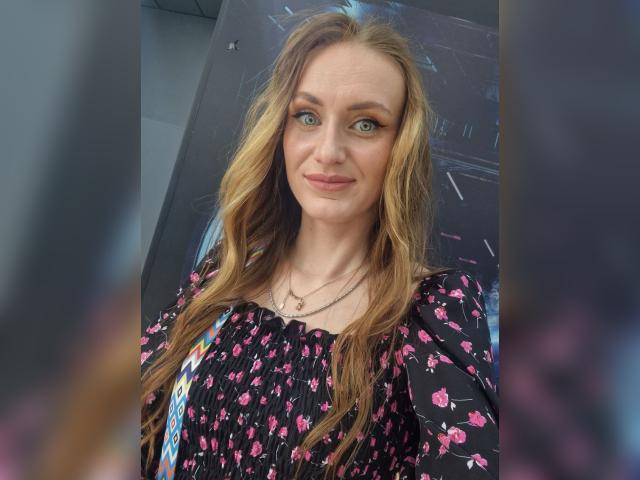 Visit Vesmia profile
