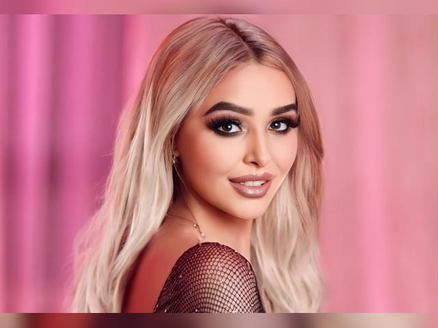 Visit juliadesire profile